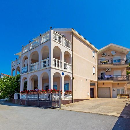 Apartment Delfin-2 By Interhome Cesarica Εξωτερικό φωτογραφία
